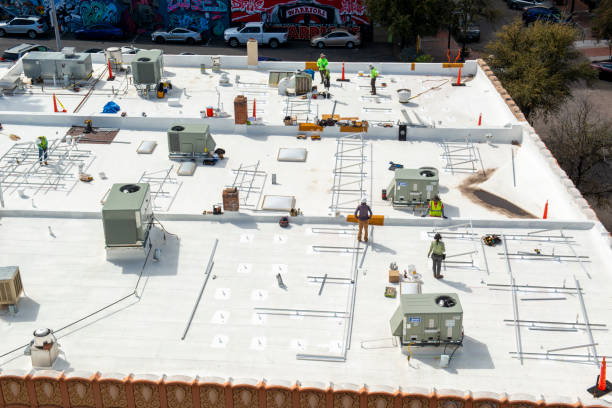 Best Roof Insulation Installation  in Creighton, NE